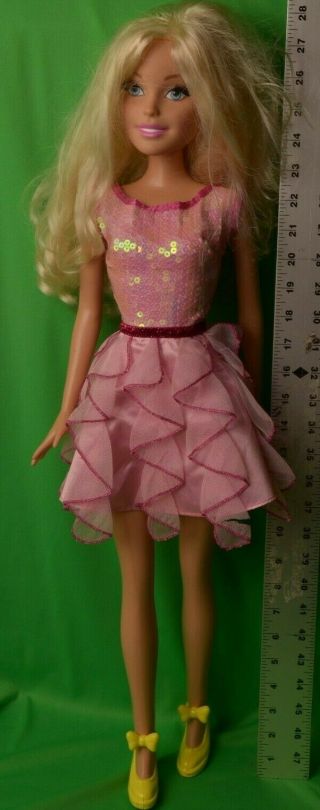 Blonde Barbie Doll 2013 Just Play Mattel My Size Best Friend 28 " Tall Yellow Sho