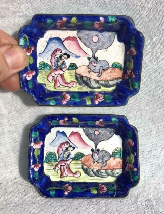 Lovely Vintage / Antique Chinese Oriental Hand Painted Enamel Pin Dishes