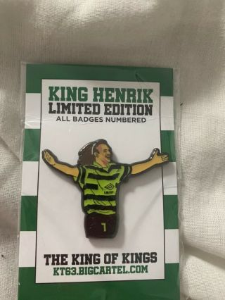 Hoidy King Henrik Larsson Bumblebee Celtic Pin Badge Rare