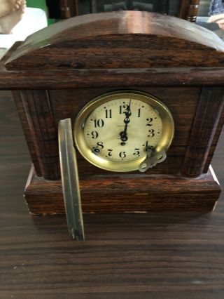 Antique Seth Thomas,  Chimes Wind Up Mantle Clock Adamantine Clock