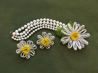 Rare Vintage Signed Miriam Haskell White Yellow Bead Flower Bracelet Earrings