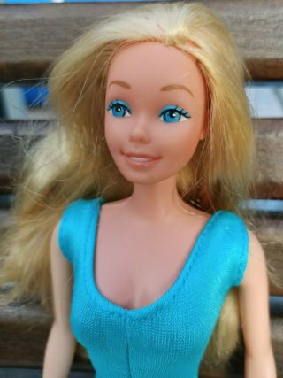 Barbie Vintage De 1982 Made In France