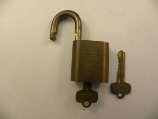 Vintage U.  S.  Navy Padlock With 2 Keys (all Brass Made By Best,  May Be)