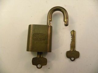 Vintage U.  S.  Navy Padlock with 2 Keys (All Brass made by Best,  May be) 2