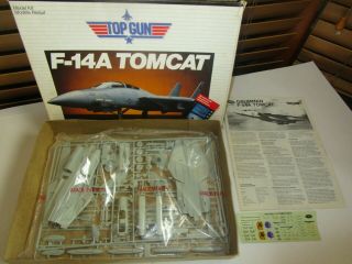 Rare Vintage Testors Top Gun F - 14a Tomcat 1:72 Model Kit