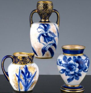 3 Rare Antique Royal Doulton Cabinet Miniature Gilt Blue & White Flower Vases