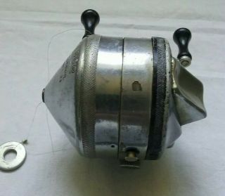 Early Vintage " Zebco " Spinner Model 33 Spin Casting Reel Made In U.  S.  A.