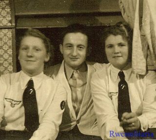 Rare Pair Female Uniformed Wehrmacht Heferin Girls Posed W/ Male Friend