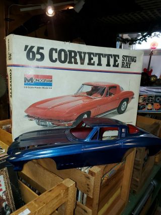 Monogram Corvette Model Kit 1/8 Scale 1965 Sting Ray.