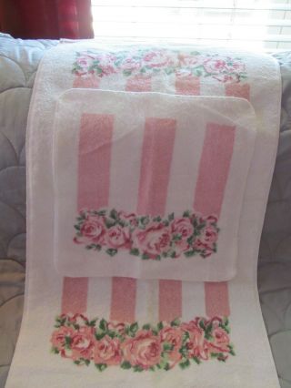 Vintage 1980s Laura Ashley Country Roses Hand Towel & Washcloth Set Rare
