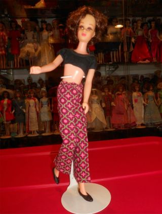 Vintage Barbie 1969 Short Flip Brunette Francie W/ Cool Casuals Rare Weekenders
