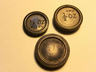 Vintage Antique Solid Brass Balance Scale Weights.  1/4oz 1/2oz Avery Gpo (mj993)
