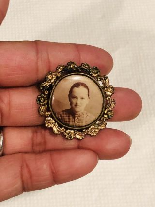 Vtg Antique Victorian Gold Tone/gold Filled Lady Photo Picture Round Pin Brooch