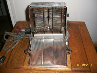 ANTIQUE TOASTER (MANNING&BOWING CO. ) 2