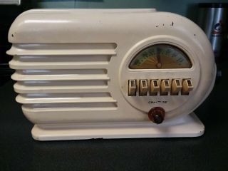 Rare Vintage Grantline Midcentury Modern Radio 606 Ser.  A 1946 Plastic Bakelite
