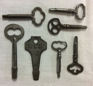 Set Of 7 Sewing Machine Skeleton Keys - 1 Is Flat,