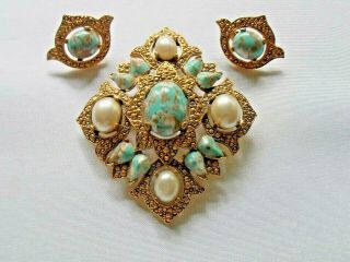 Sarah Coventry Goldtone Vintage Costume Brooch & Matching Earrings 