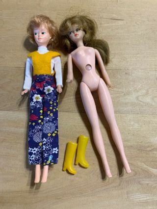 Two Vintage Fashion Dolls - Tressy And Magic? Make - Up