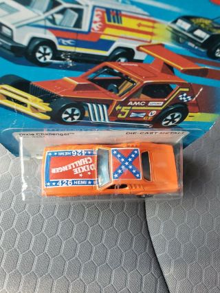 Vintage Hot Wheels Dixie Challenger with the flag,  RARE ON CARD 1981 3