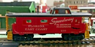 Ho Scale Florida Coast Line 2 Window Caboose Speedway Rare No 210