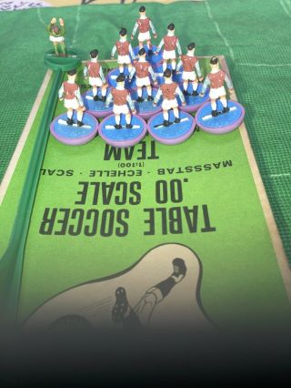 subbuteo H/W Team Aston Villa Ref 74 On Rare Lilac Base Combo 2