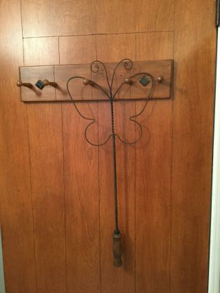 Unique Vintage? Butterfly Wire Carpet Rug Beater W/ Wood Handle 27 " X 10.  5 " Rare