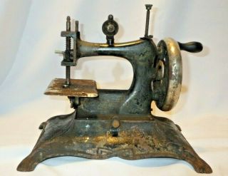 Rare Antique Bremer & Bruckmann Cast Iron Hand Crank Sewing Machine