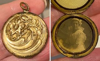 Antique Art Nouveau Gold Filled Floral Locket Pendant With Period Photo Of Girl