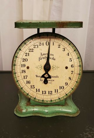 Vtg Antique American Family Kitchen Scale 25 Pounds Green Rustic Farmhouse