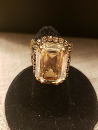 Sorrelli Ring Antiqued Goldtone Size 4.  5 - 8 Champagne & Clear Crystal 