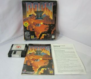 Doom 2 (ii) 1994 Pc Ibm 3.  5 " Floppy Big Box With Strategy Guide Id Software Rare