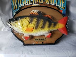 Very Rare Wiggling Willie Big Mouth Billy Bass Singing Fish