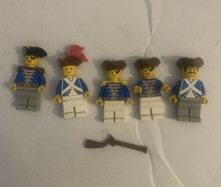Lego Vintage Imperial Guards Pirates Blue Coat Soldiers Minifigures 5 Figures