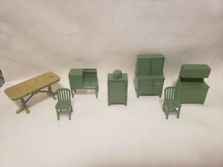 Vintage Tootsie Toys 7 Pc Green Country Kitchen Metal Dollhouse Miniatures
