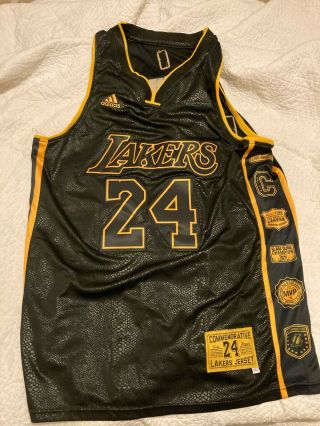 Rare Kobe Bryant 24 Adidas Snakeskin Commemorative Achievement Jersey Size L
