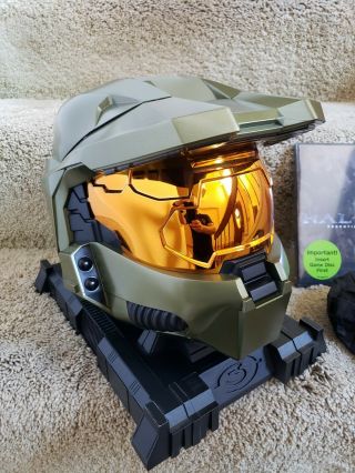 Rare HALO 3 Legendary Edition Master Chief Collectable Helmet And Stand - No Game 2