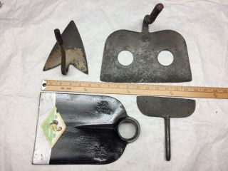 Vintage 4 Assorted Iron Garden Grubbing Hoe Head Antique Farm Hand Tools Digger 3