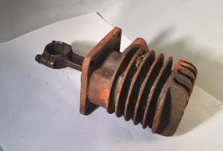 Antique Maytag Engine Twin Cylinder Motor Model 72 Hit Miss Cylinder Jug Piston 3