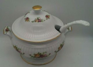 Royal Albert Old Country Roses Covered Soup Vegetable Tureen W/ Ladle Rare Euc