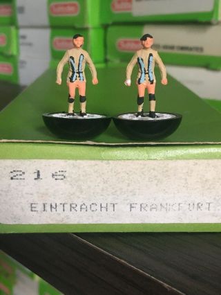 Subbuteo Hp Lw Team - Eintracht Frankfurt Ref 216.  A Very Rare Team