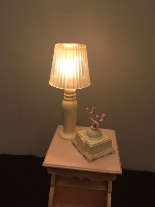 RARE VINTAGE BARBIE SWEET ROSES MAGICAL MANSION NIGHTSTAND LAMP AND PHONE 2