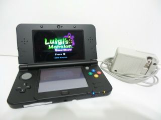 Rare Nintendo 3ds Mario Black Edition (black Friday Limited Edition)