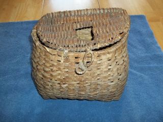 Vintage Antique Fishermans Trout & Fly Fishing Creel Wicker Basket