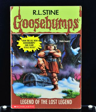 Goosebumps 47 Legend Of The Lost Legend W/2 Holographic Stickers 1996 Rare