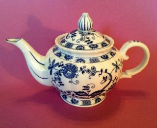 Blue Onion Pedestal Teapot - Full Size - Blue And White - Vienna Woods - England