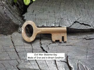 Old Rare Vintage Antique Civil War Relic Iron Skeleton Key.