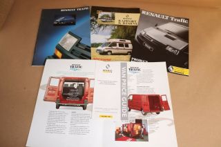 Rare Car Sales Brochure - Renault Traffic Van & Motorhome Auto - Sleeper 1990 