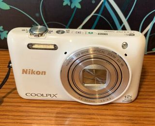Nikon Coolpix S6600 16.  0mp Camera - White Swivel Angle Flip Screen Rare Htf