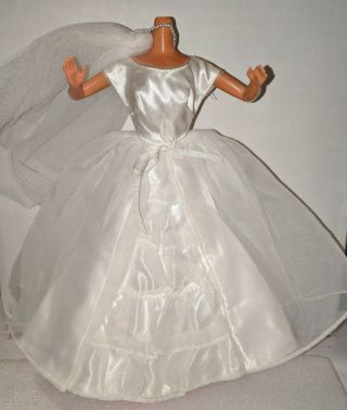 Barbie Vintage 1960s Fashion 947 Bride 
