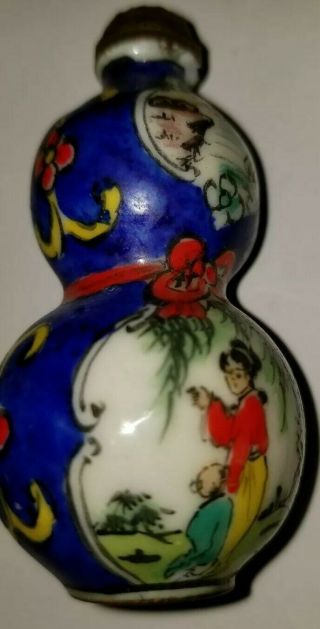 Antique Chinese Porcelain Snuff Bottle 19th Century Qing Dynasty